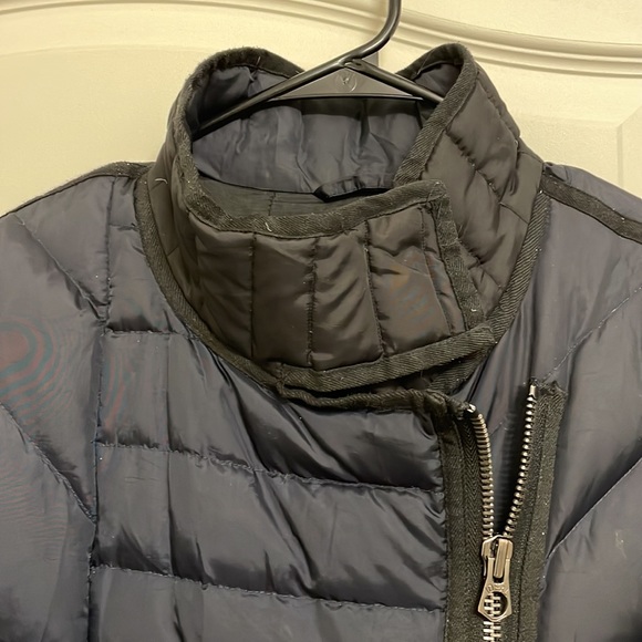 Madewell Navy & Black zip up puffy coat, size M - Picture 4 of 5
